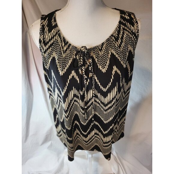 Naif Size M Black &‎ Beige Sleeveless Geometric Top - Picture 1 of 5